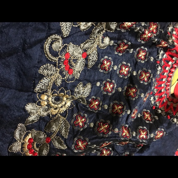 Navy floral print Saree sari - Picture 6 of 8